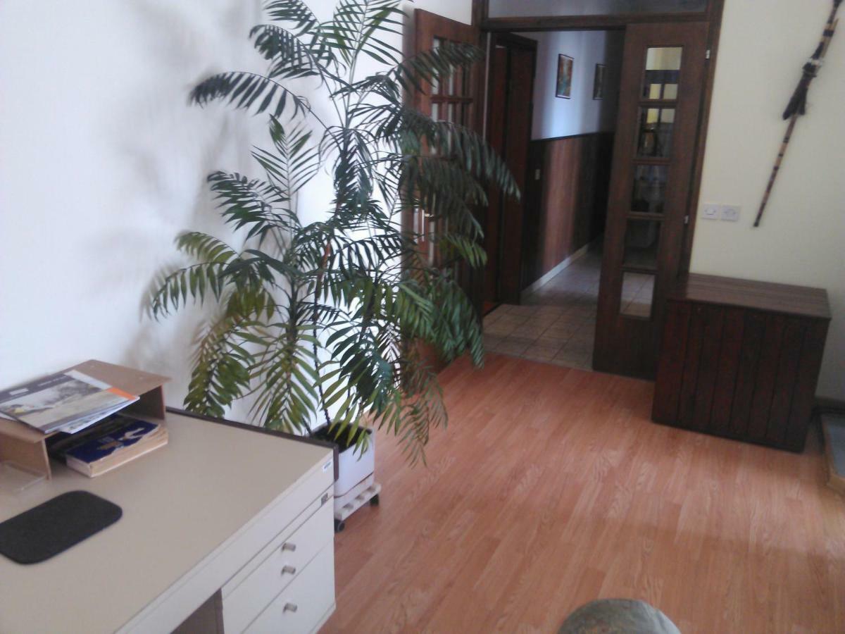 Viki Apartment คาสตาฟ ภายนอก รูปภาพ
