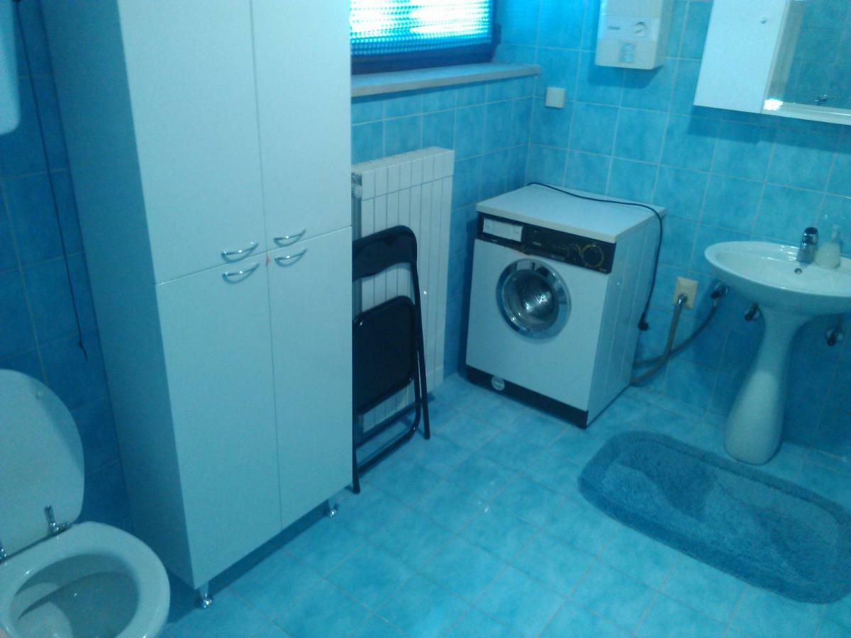 Viki Apartment คาสตาฟ ภายนอก รูปภาพ