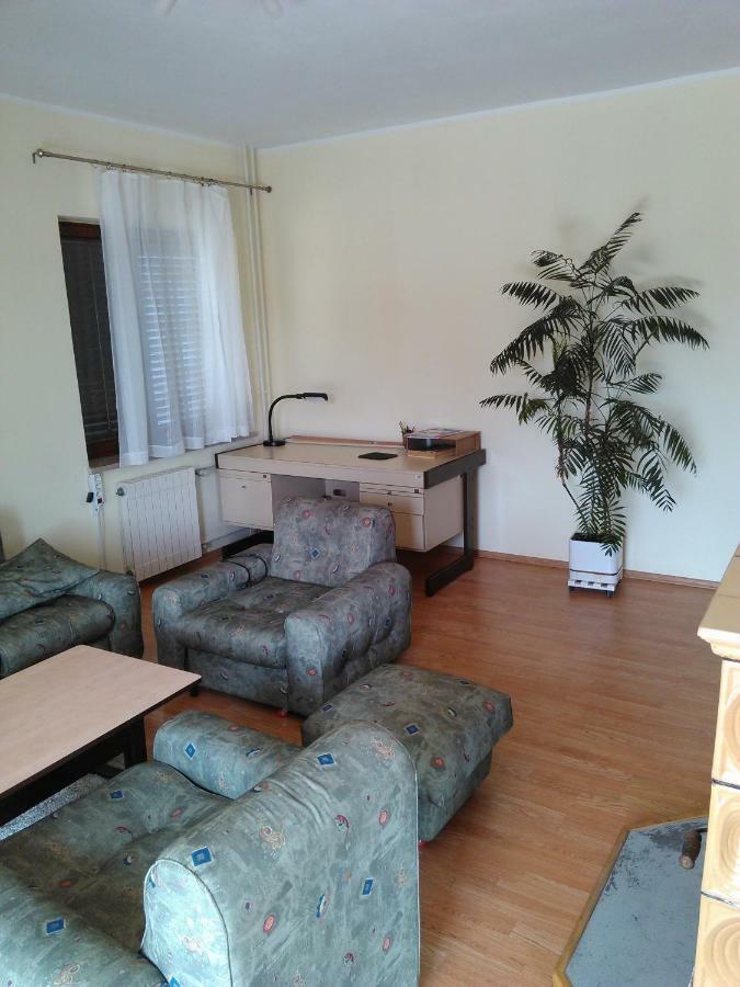 Viki Apartment คาสตาฟ ภายนอก รูปภาพ