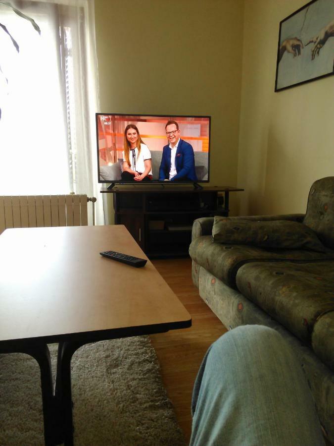 Viki Apartment คาสตาฟ ภายนอก รูปภาพ