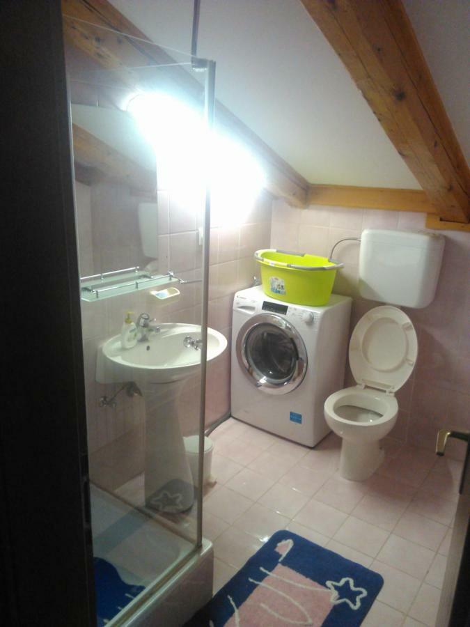 Viki Apartment คาสตาฟ ภายนอก รูปภาพ